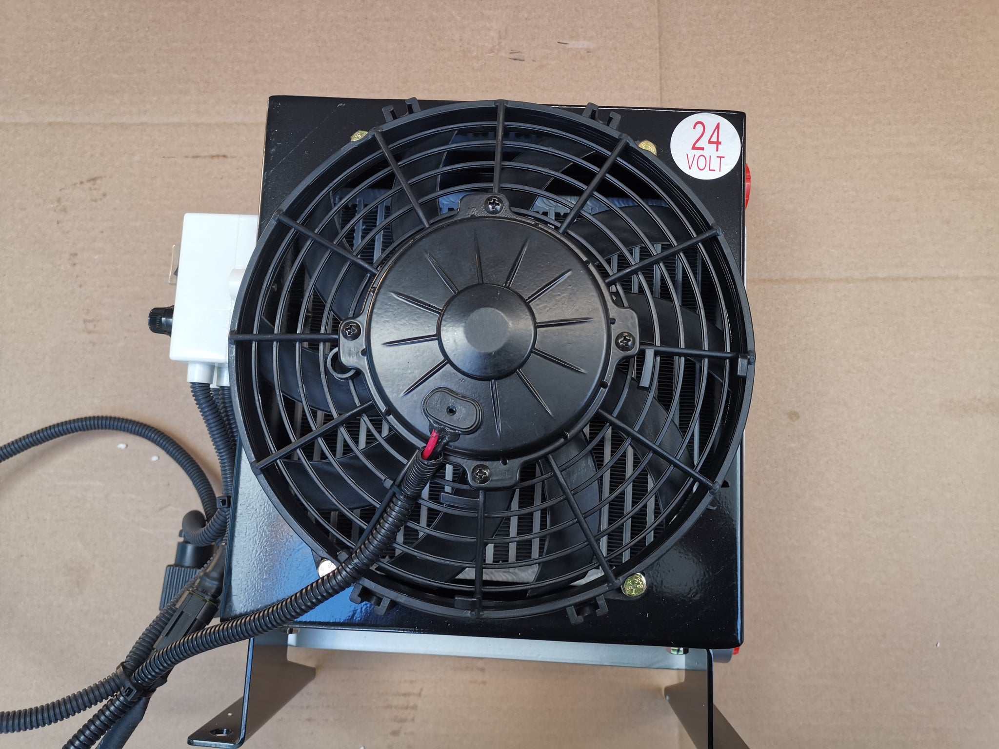 Hydraulik Ölkühler ST50 24V mit lüfter und Thermostat